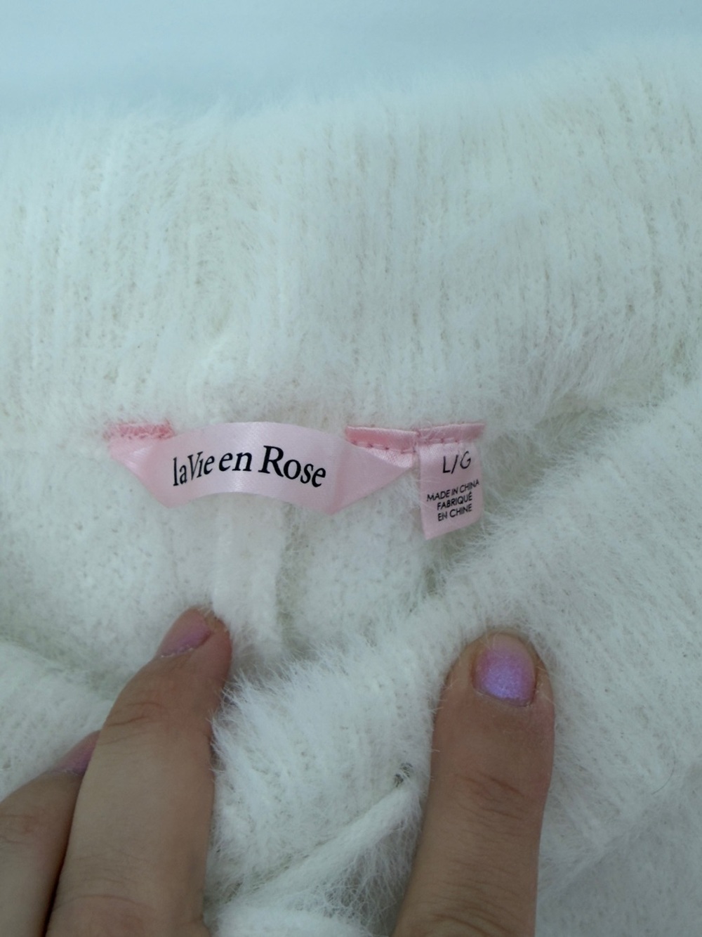 La Vie En Rose Plush Cream Lounge Wear - Picture 2 of 4